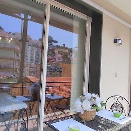Appartamento Delizioso Con Terrazzo In Centro-Delicious Apartment With Terrace Санремо Экстерьер фото